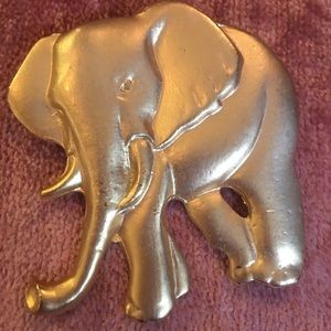Elephant Brooch vintage